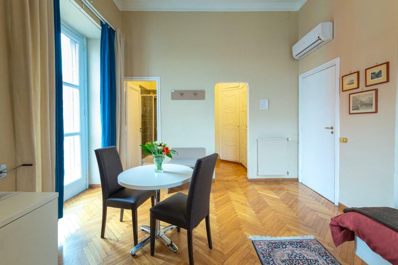 Hotel Il Ventre Di Napoli Esterno foto
