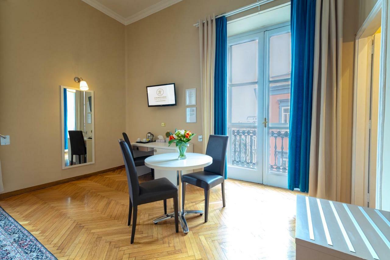 Hotel Il Ventre Di Napoli Esterno foto