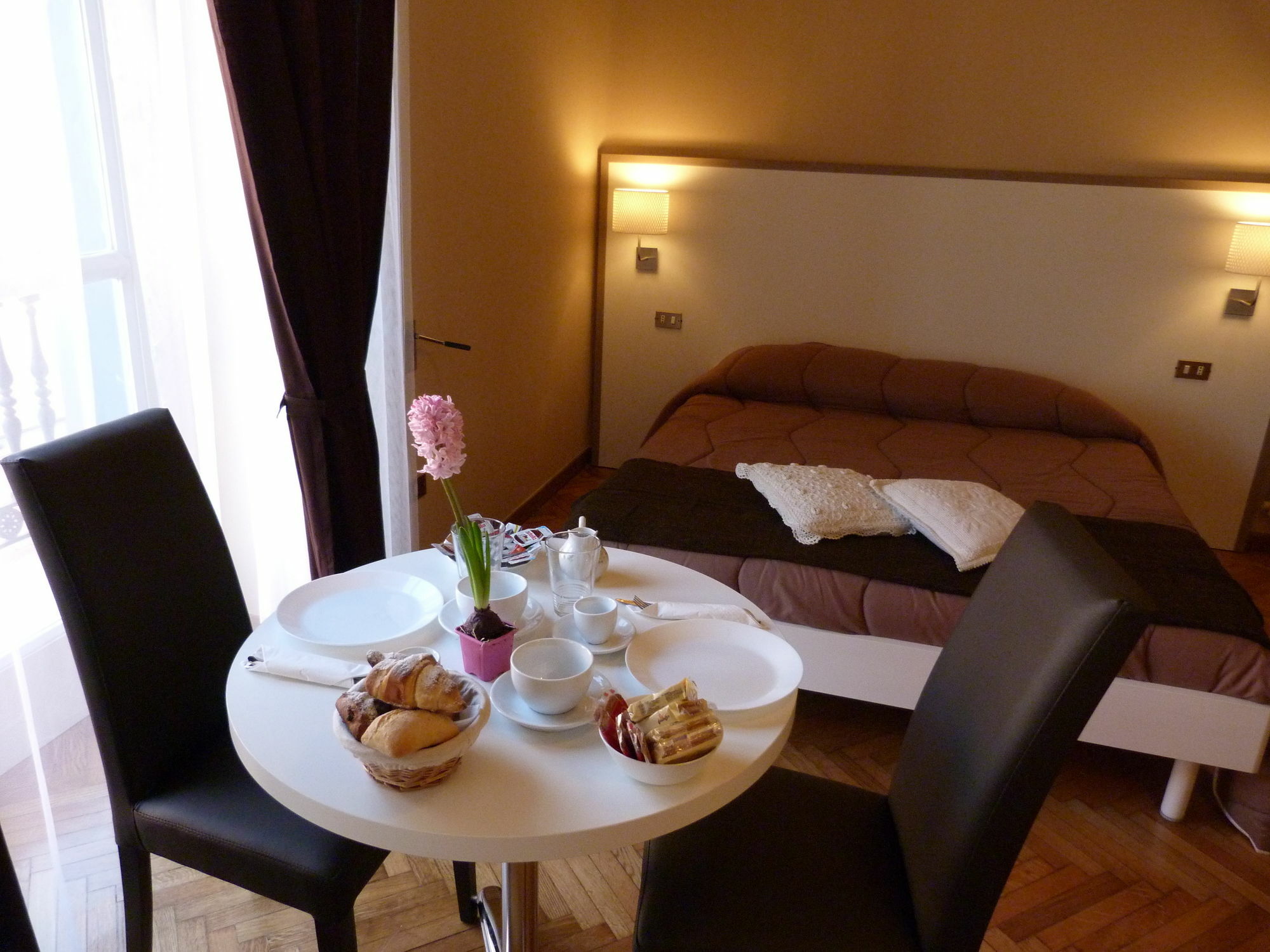 Hotel Il Ventre Di Napoli Esterno foto