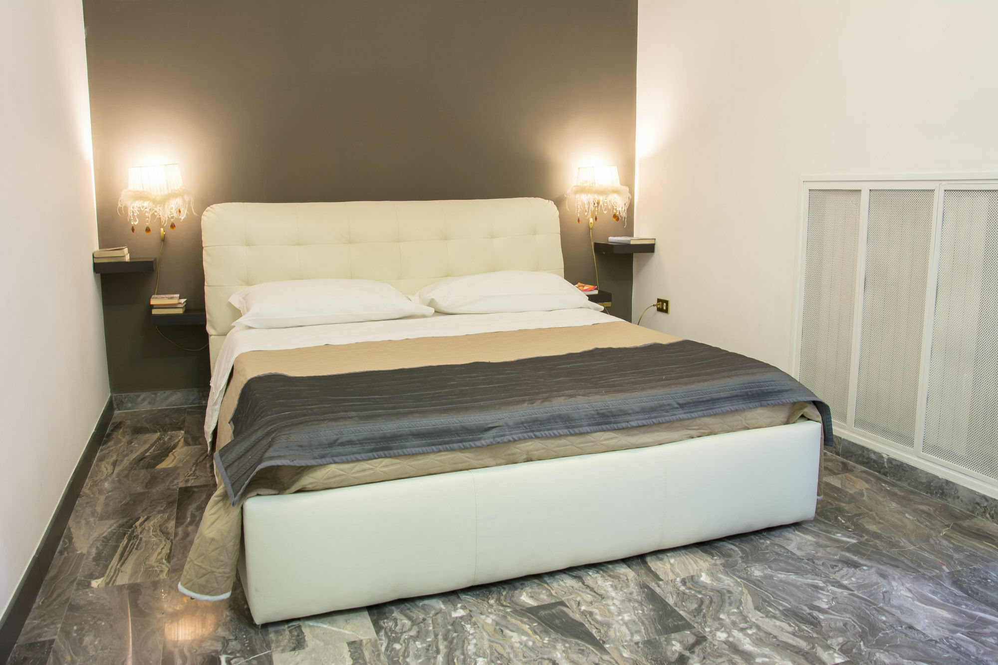 Hotel Il Ventre Di Napoli Esterno foto