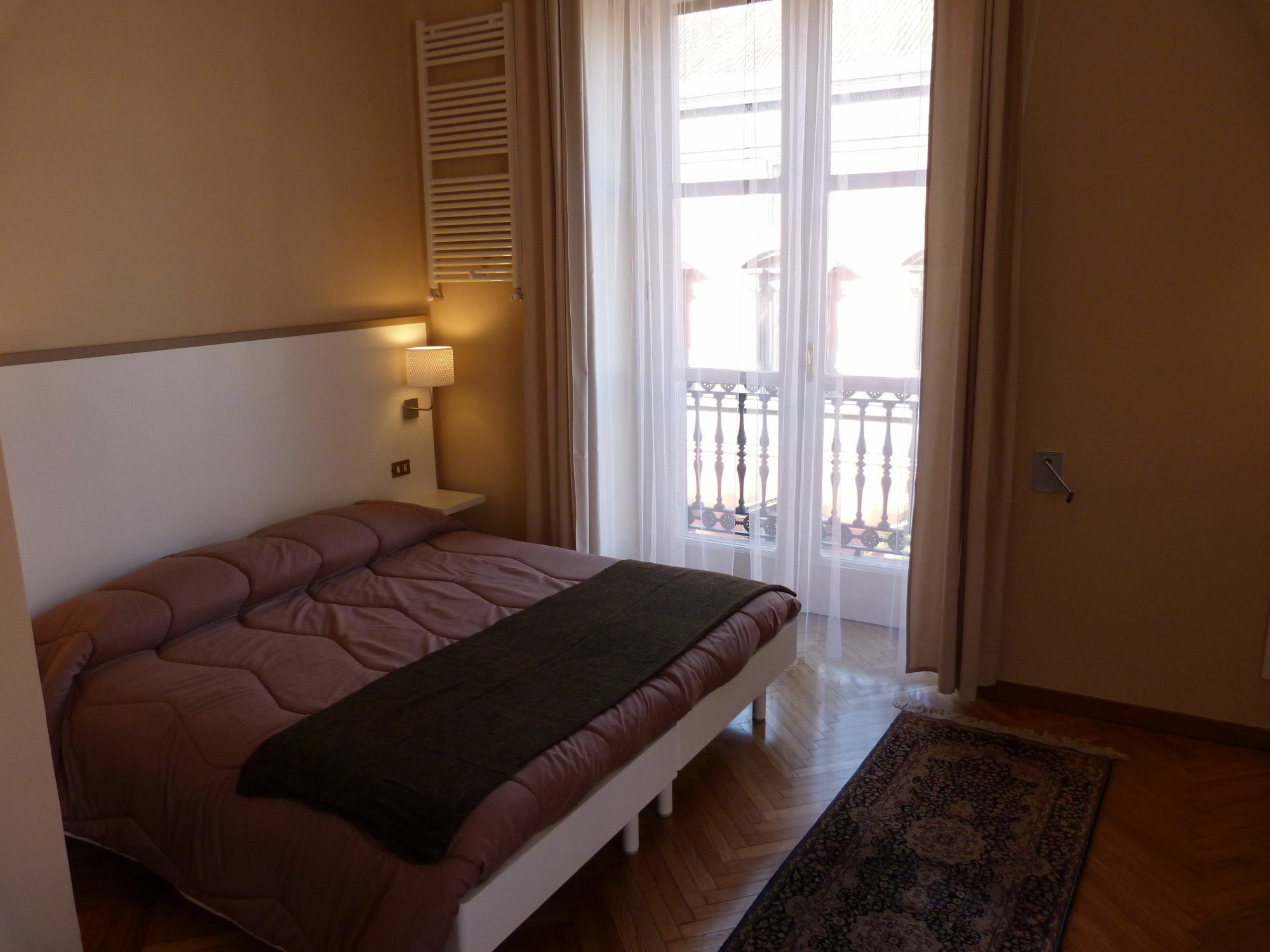 Hotel Il Ventre Di Napoli Esterno foto